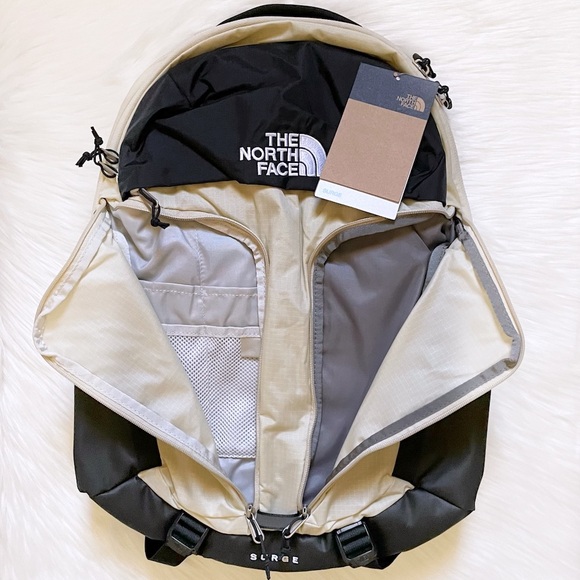 The North Face Men’s Surge 31 Liter Backpack - Picture 4 of 10